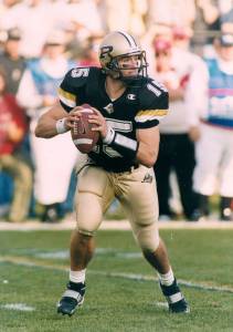 Drew Brees playing football for Purdue