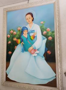 Mother Mary and Jesus in hanboks....