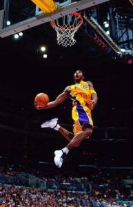 Kobe Bryant dunking